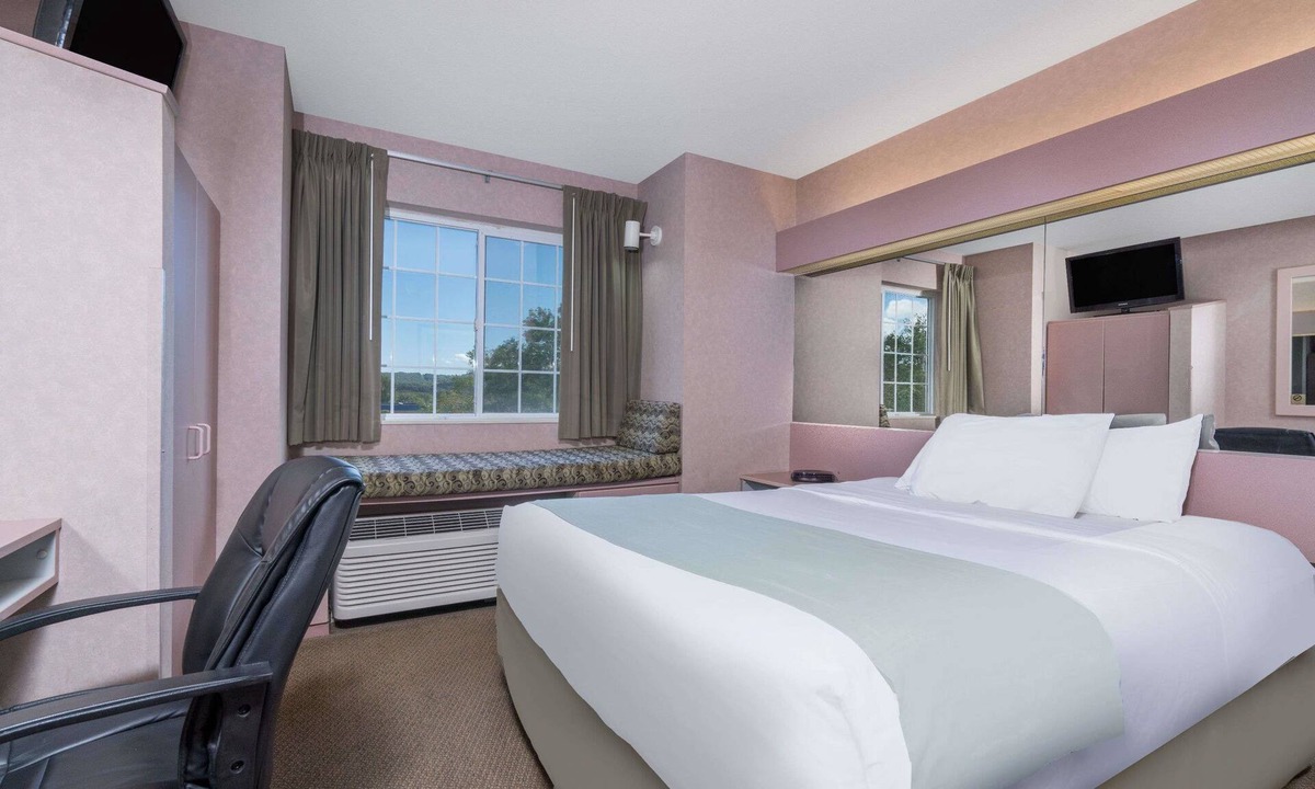Onalaska Hotel | Microtel Inn by Wyndham Onalaska/La Crosse