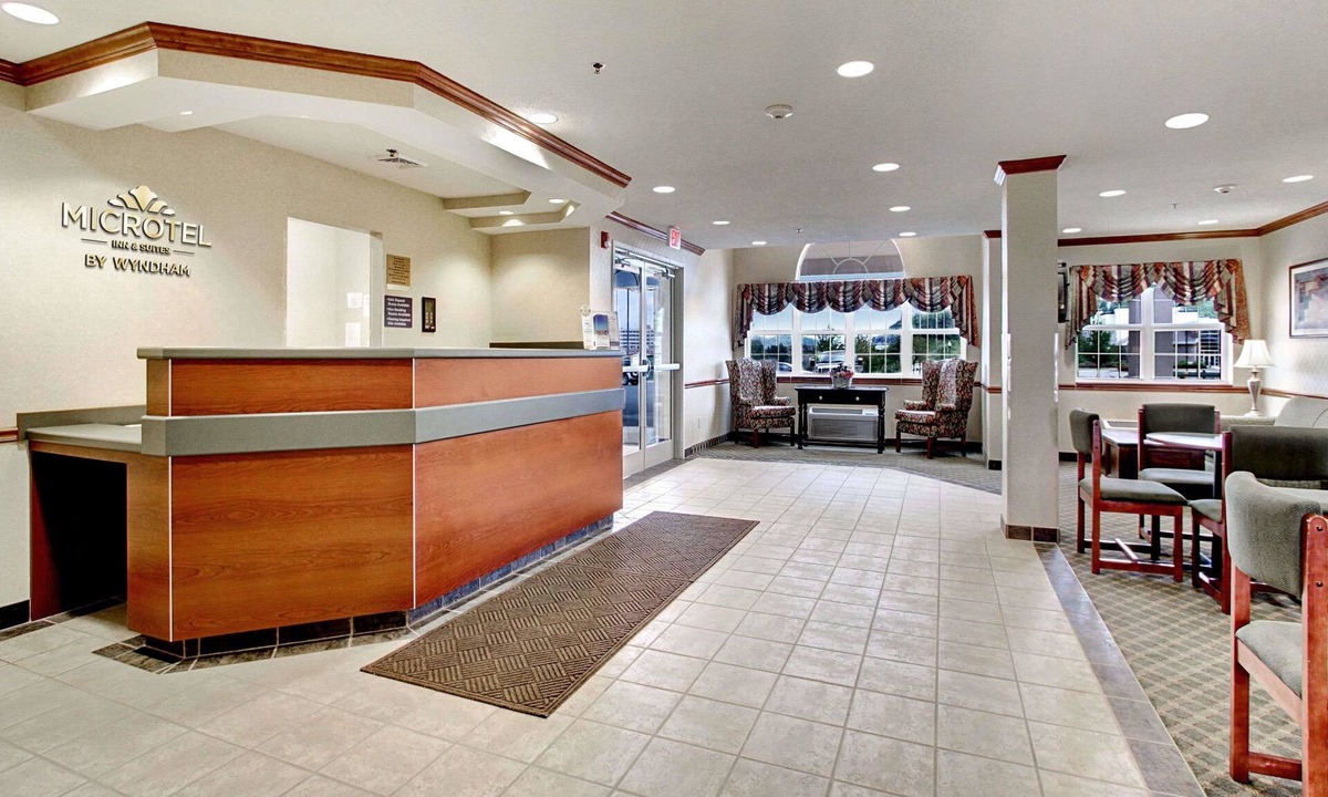Bridgeport Hotel | Microtel Inn & Suites by Wyndham Bridgeport