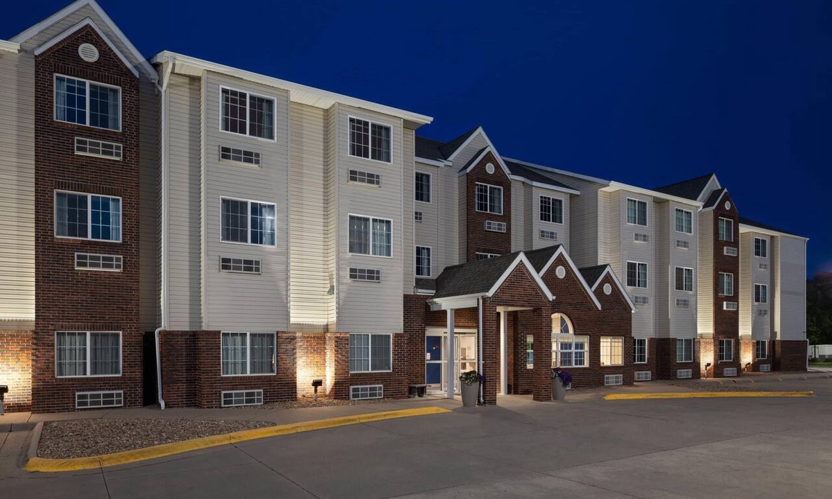 Kearney Hotel | Microtel Inn & Suites by Wyndham Kearney
