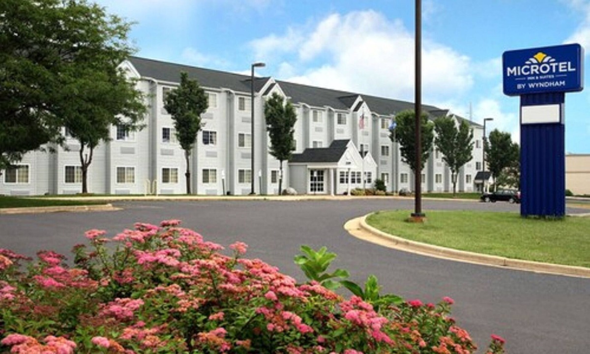 Madison Hotel | Microtel Inn & Suites by Wyndham Madison East