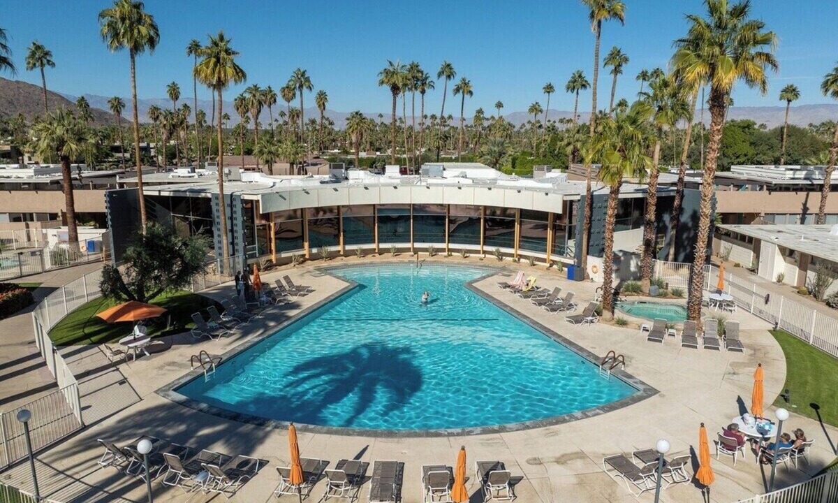 Twin Palms Condo | Mid-Century Modern Quiet Oasis in Palm Springs - All Utilities included