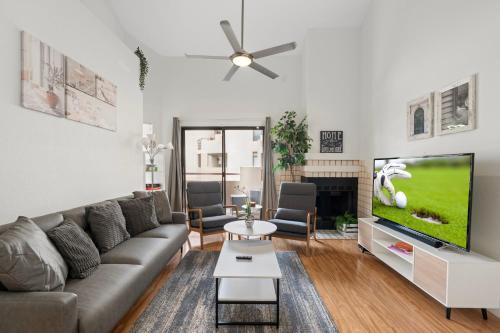 Paradise Valley Village Apartment | Mid-Century, Two-story with private Balconies & Pool view