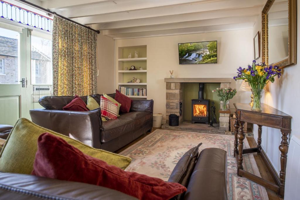 Preston-under-Scar House | Middehus