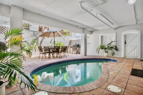 Bradenton Beach House | Midnight Gulf Resort A