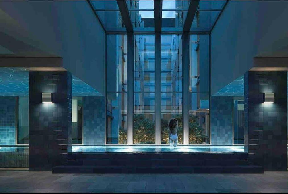 Braddon Apartment | Midnight Luxe 2BR 2Bath 2Car 230 in the heart of Braddon Pool Gym Sauna