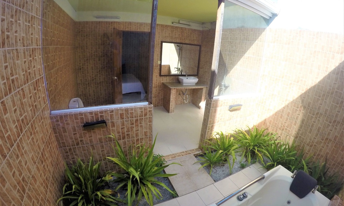 Thulusdhoo Island House | Midsummer Thulusdhoo