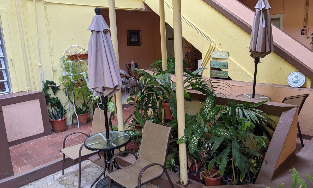 Estate Kings Quarter House | Midtown Guest House