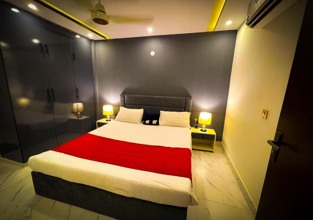 Bahria Town Apartment | Midway Residency