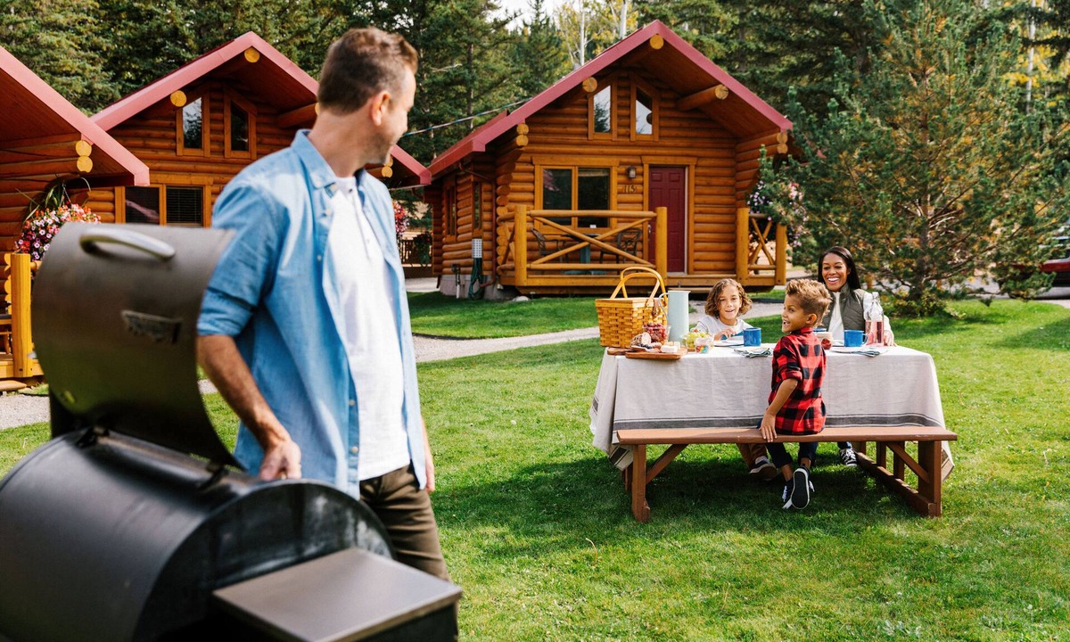 Pocahontas Cabin | Miette Mountain Cabins