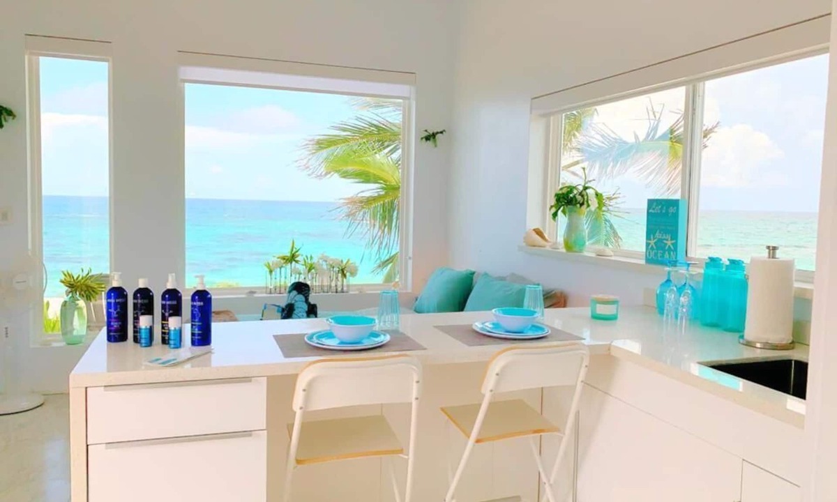 Governor's Harbour Apartment | Mika's Resort