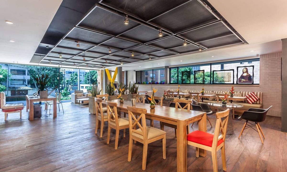 El Palomar Hotel | Mika Suites
