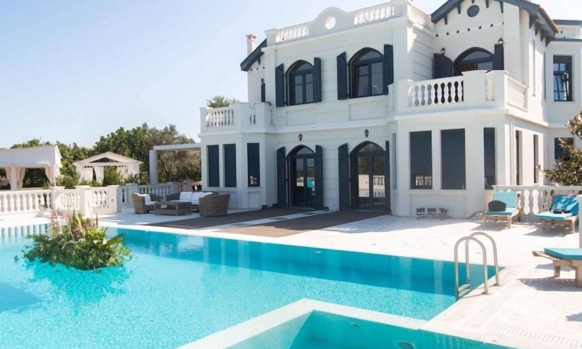Pirgi Thermis Villa | Mikamas Villa