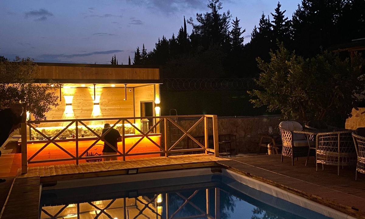 Kepez Ski Chalet | Milagos bungalow