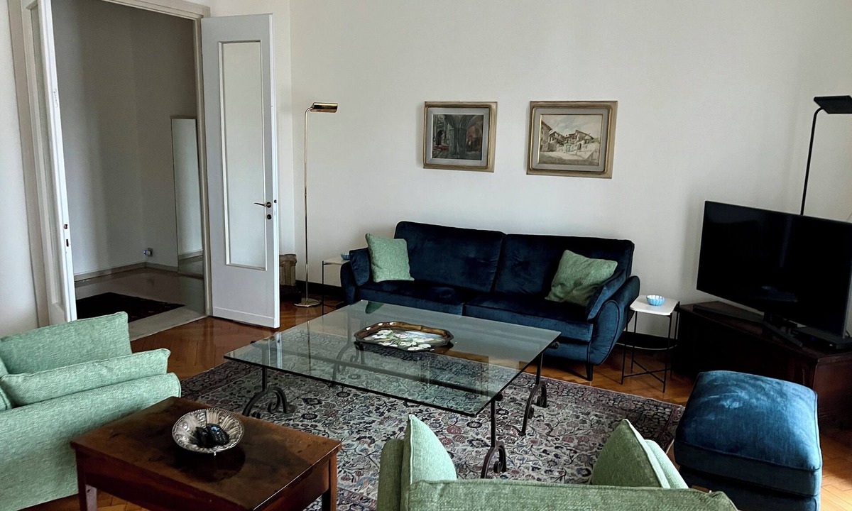 Cerchia dei navigli Apartment | Milano Style: Spacious 3-bedroom apartment in the heart of the historic center