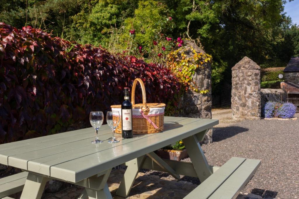 Crumlin Bed & Breakfast | Millbrae Lodges