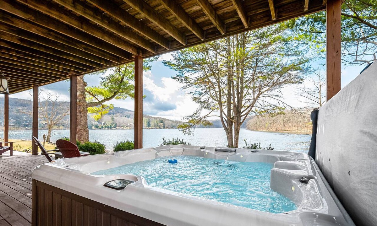 McHenry House | Million Dollar View | Lakefront + Hot Tub & Game Room!