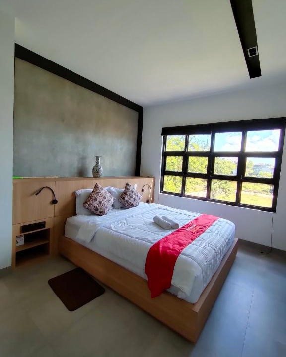 Taman Griya Villa | Milo Modern Five-Bedrooms Villa