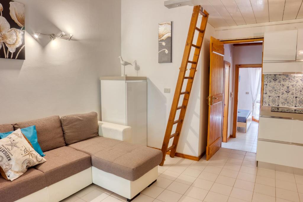 La Pelosa Apartment | Minevra Apartament