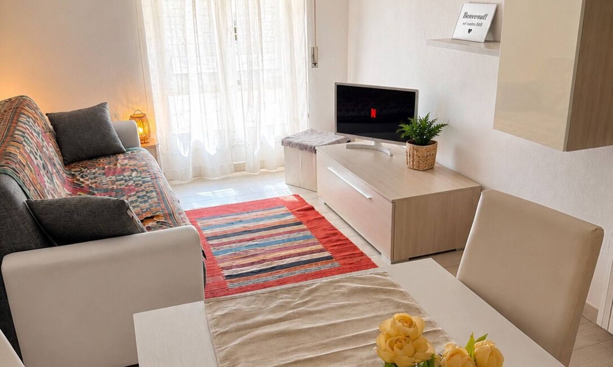 Nuoro Apartment | Mini Appartamento Completo di Tutti i Servizi IUN R7265