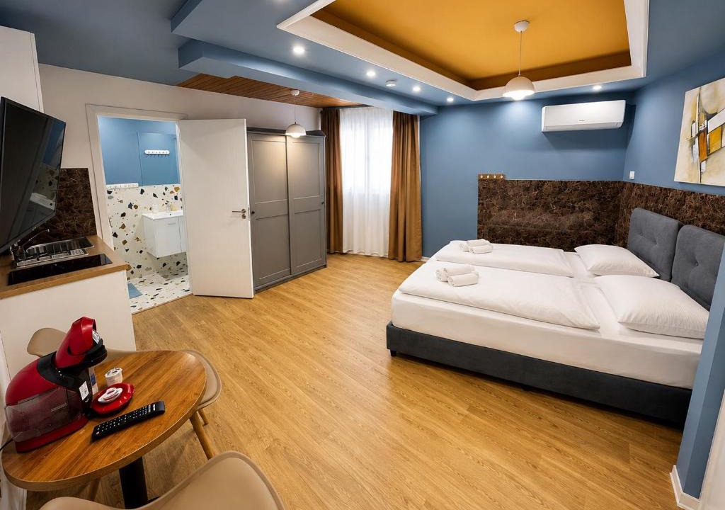 Limassol Apartment | Mini Studio N6 private Bathroom and Kitchenette