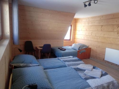 Zab House | Miodowa Chata Pokoje Gościnne