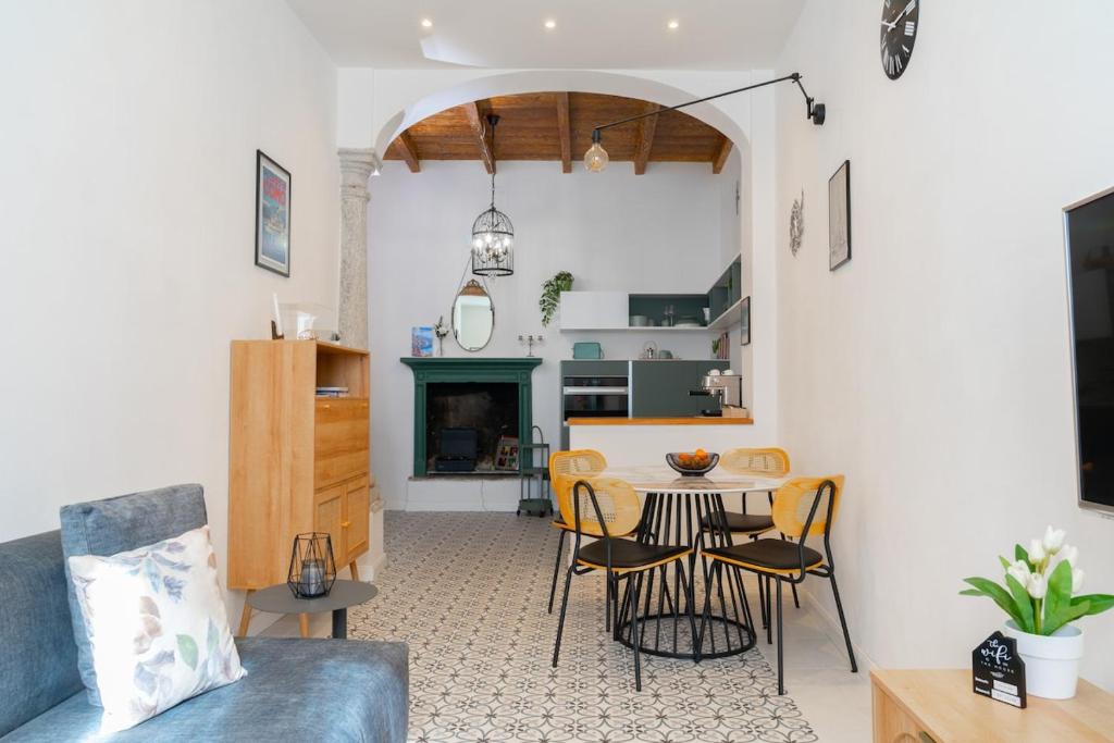 Dongo Apartment | Mir Al Lago