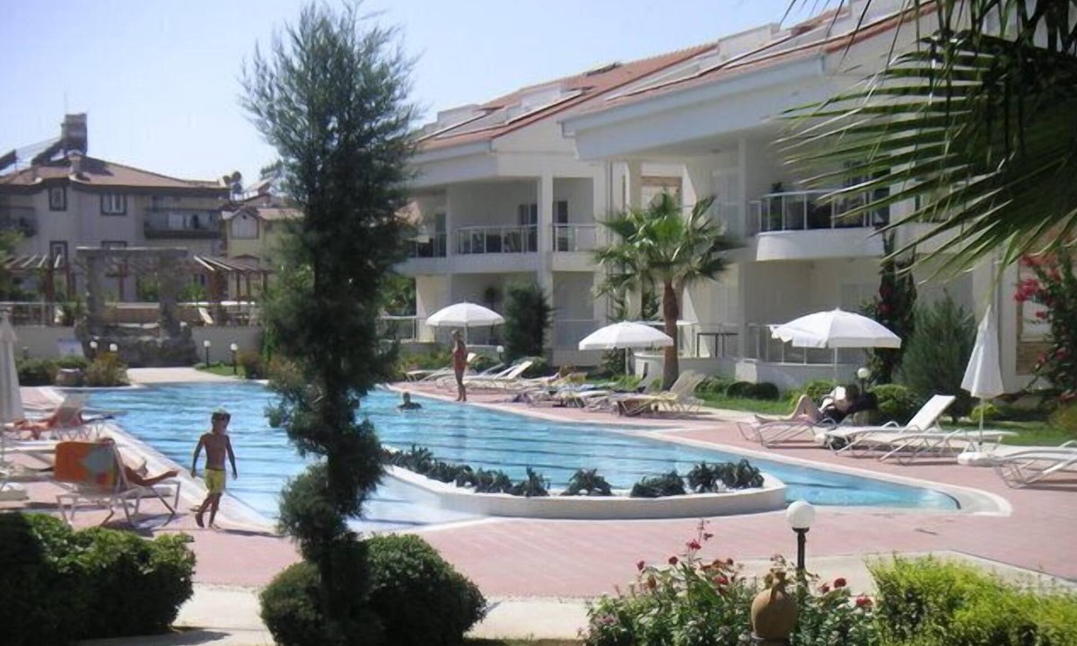 Side Apartment | Mirage C 1, ground floor private 2 bed home in popular community