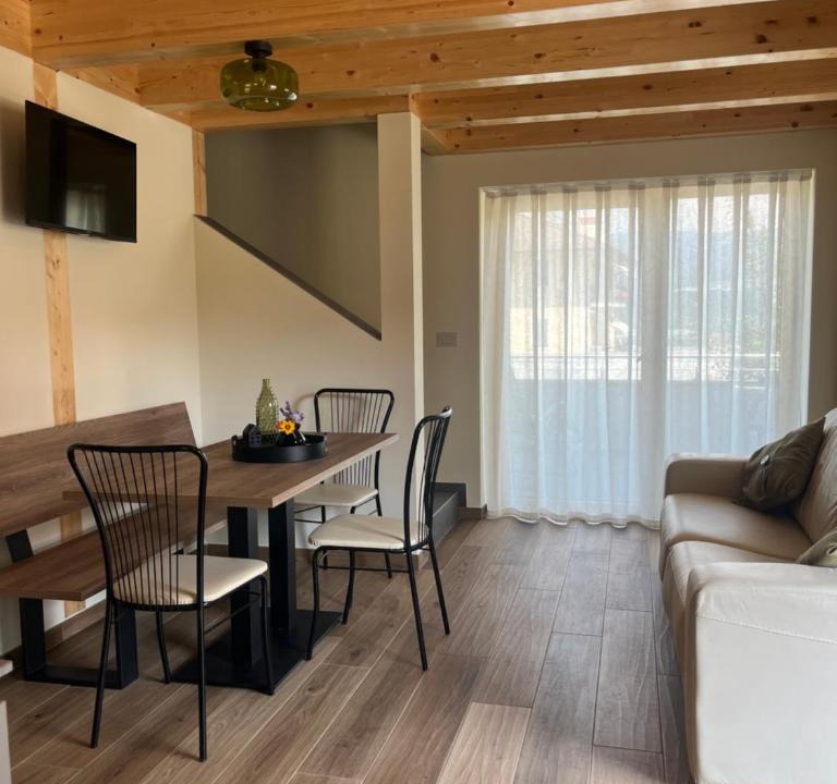 Tassullo Ski Chalet | Mirtillo
