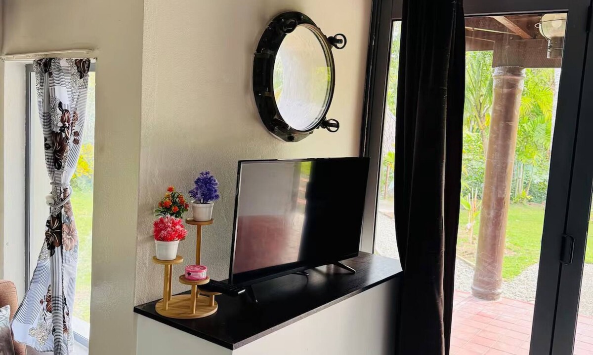 Pacific Harbour Villa | Mirz accomodation Villa 2