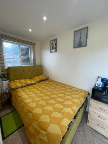 Pollards Hill Apartment | Mitcham Let 11