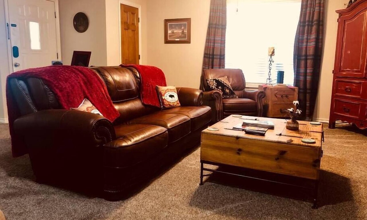 Pawhuska Apartment | MJ’S BUNKHOUSE #4