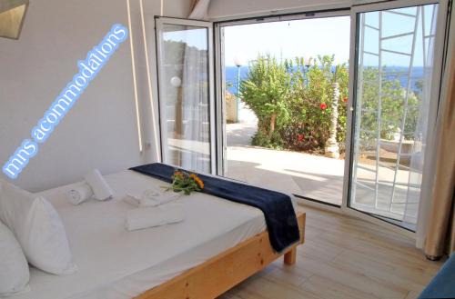Salamis House | MNS Marvelous Nirvana Seascape, Art