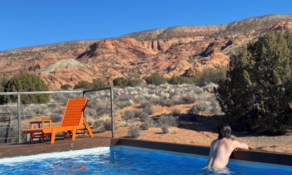 Moab South Valley House | Moab Desert Oasis, Stunning Views, Pool, Hot tub, Sauna, Dome, Games, sleeps 26