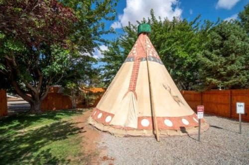 Moab South Valley House | Moab RV Resort Glamping Tipi OKTP-51