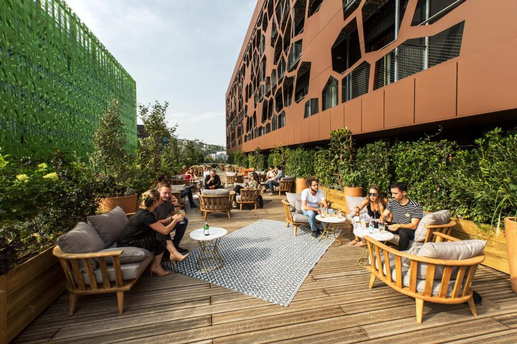Grand Lyon Hotel | MOB HOTEL Lyon Confluence