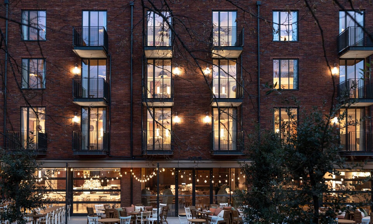 Les Puces de Saint-Ouen Hotel | MOB House