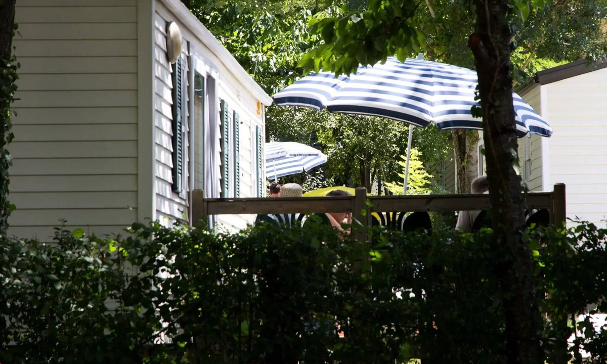 Petit-Palais-et-Cornemps House | Mobil Home Confort - 3 bedrooms - (32m²) 8 people
