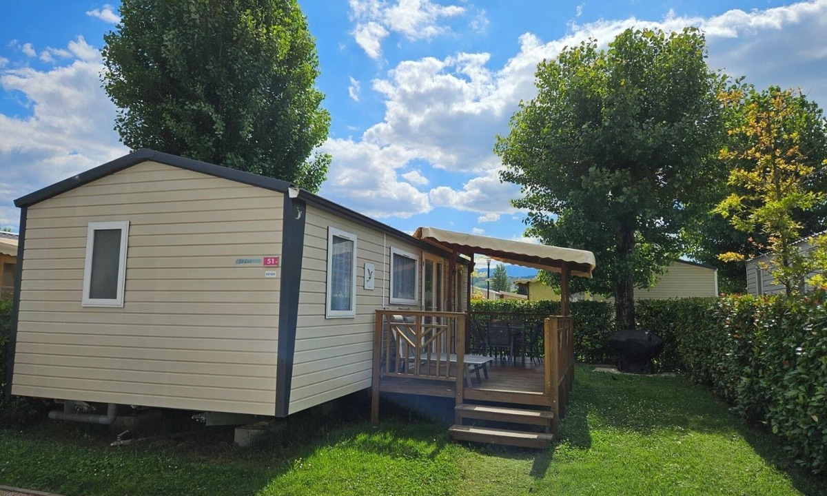 Condrieu House | Mobil Home Dans un Camping 4 Étoiles, au Porte du Mont Pilat alt 1400m