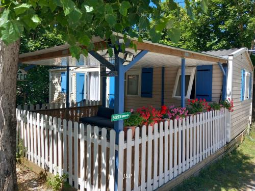 Vaudreuille Apartment | Mobil Home La mésange Bleue