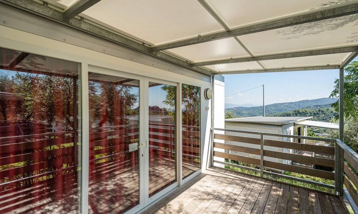 Margine Coperta-Traversagna House | Mobile Home 'Camping Belsito Venere 510' with Shared Pool, Wi-Fi and Air Conditioning