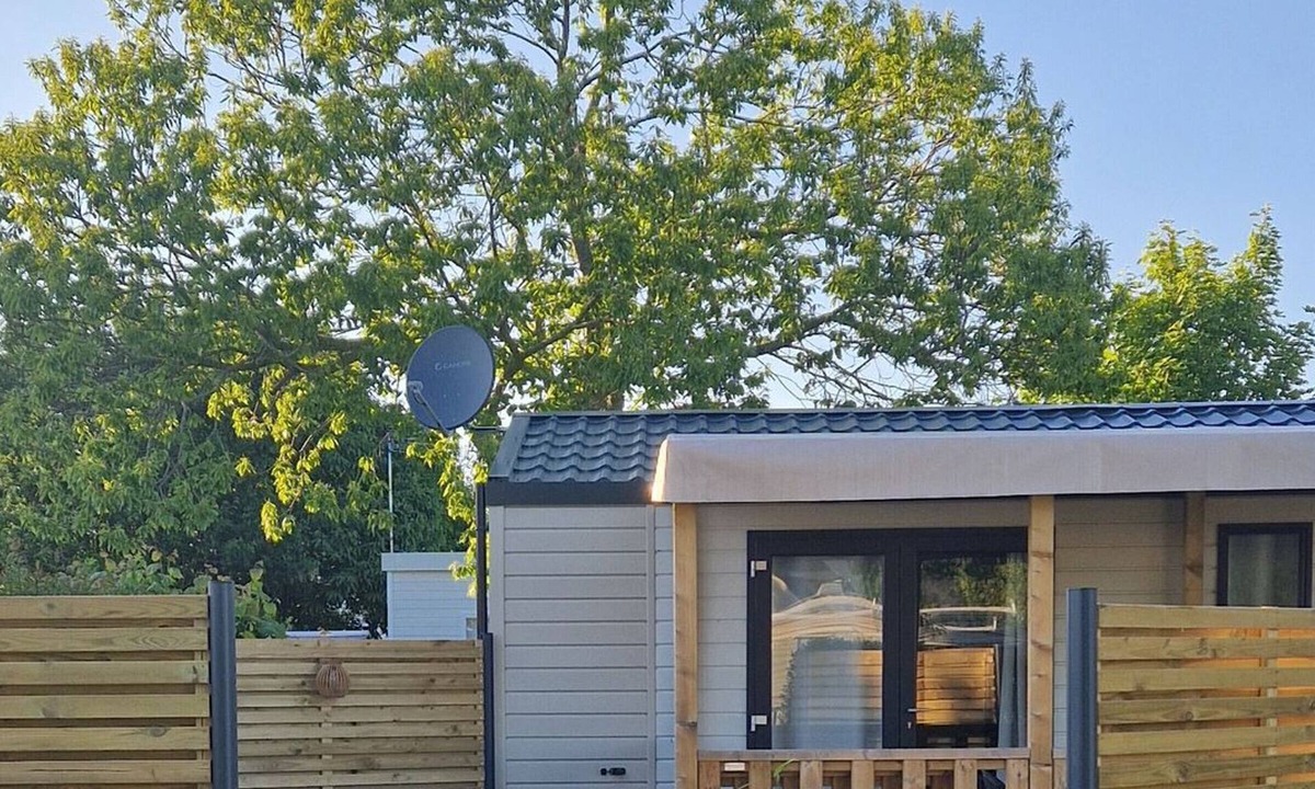 Pordic House | Mobile home with private spa and terrace in Pordic