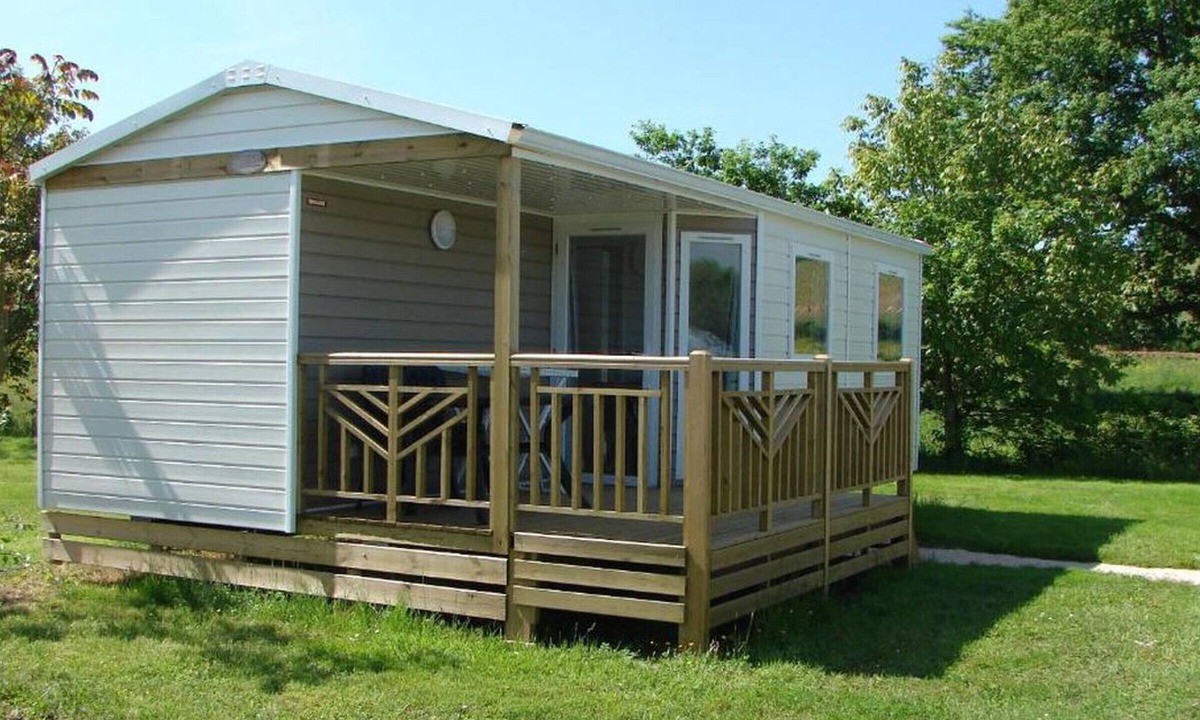 Saint-Boil House | Mobile home with terrace for 4 people