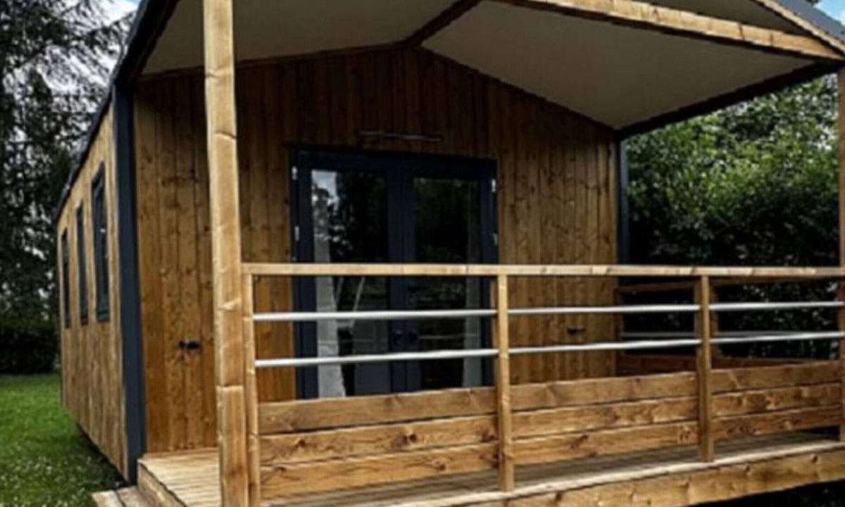 Charlieu House | Mobile Home with Terrace in Charlieu, 6 Guests