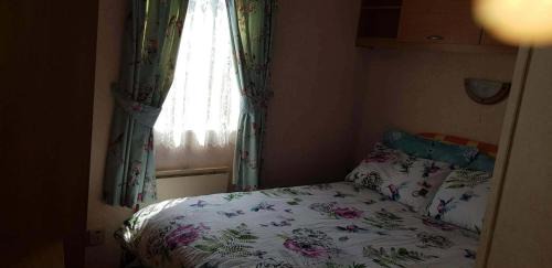 Gortahork House | Mobile Homes Magheroarty Sleeps 5 6 with Garden