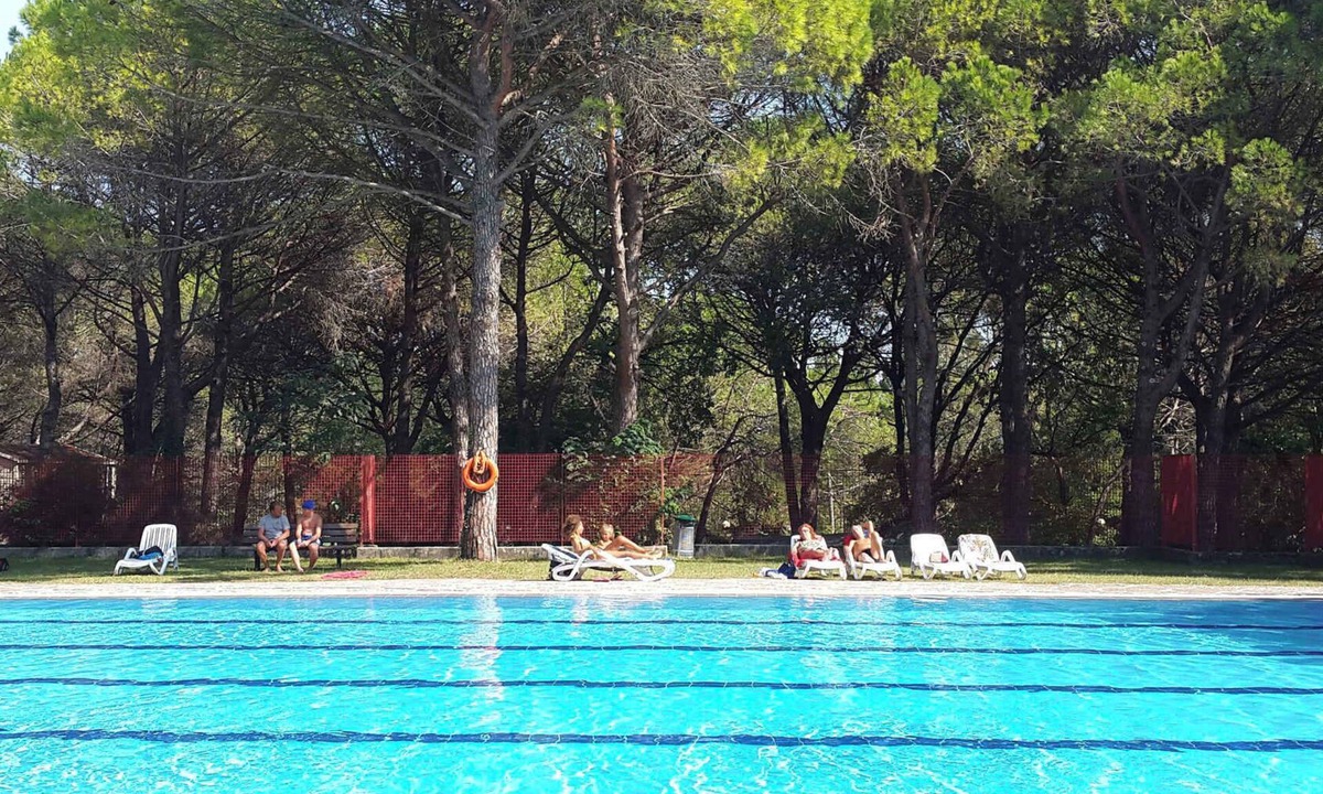 Aquileia House | Mobilehome with table tennis and outdoor pool