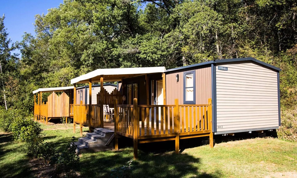 Servies House | Mobilheim Grashopper 32m2 5 Personen