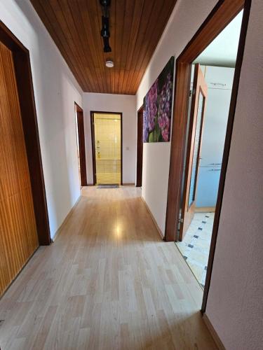 Waldenbuch Apartment | Mobilierte Wohnung mit 6 Betten Stuttgart, Böblingen, Reutlingen, Waldenbuch