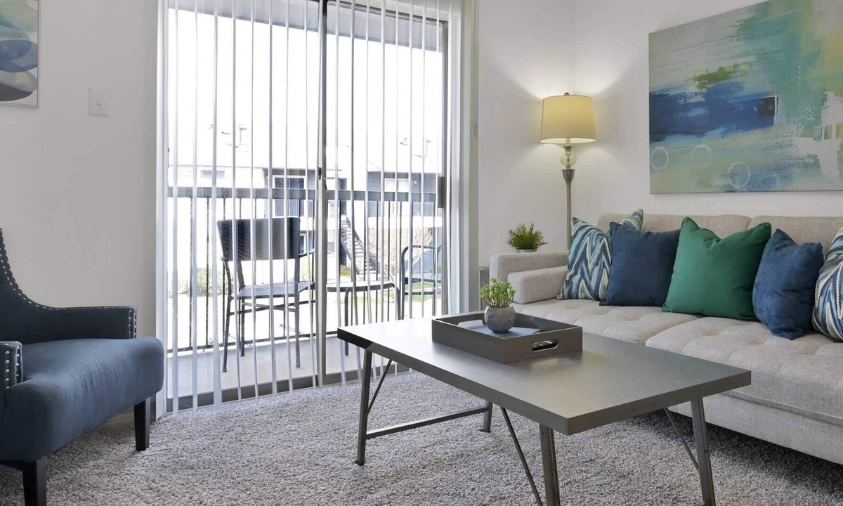 Webster Apartment | Model Unit|Luxury Near Nasa & I-45|Balcony|Communal Pool|Laundry Onsite|Fitness CenterlFree Wifi