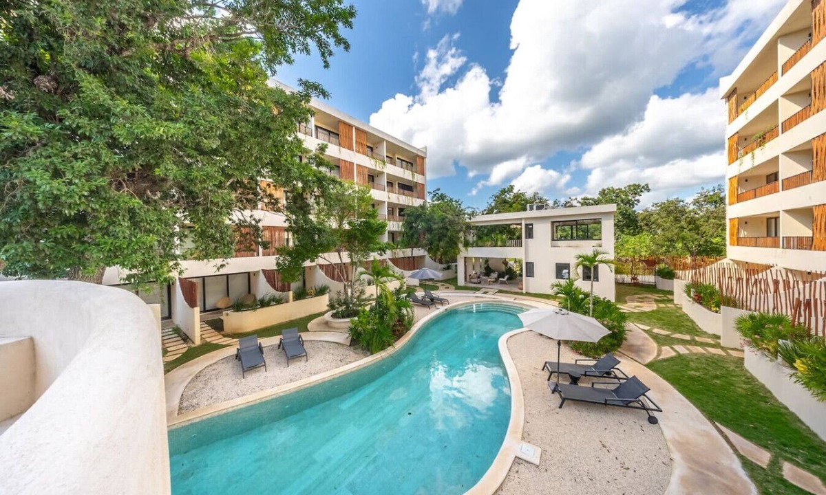 La Veleta Apartment | Modern 1BR w/Private Jacuzzi | Pool + Balcony