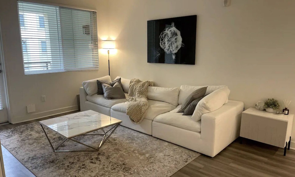 Cerritos Apartment | Modern 2 bed / 2 bath near Disneyland